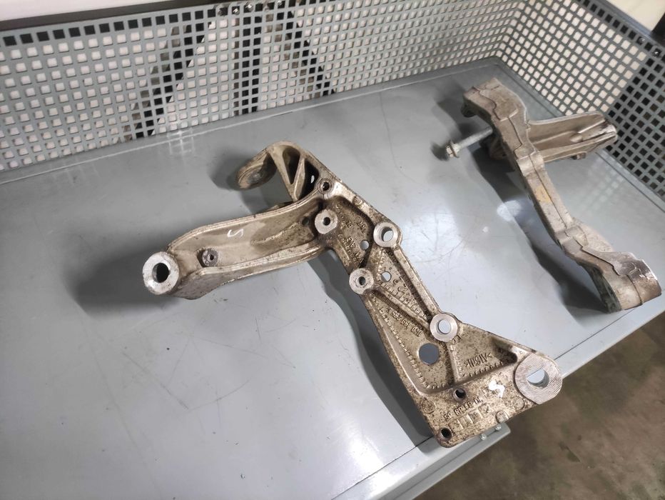 Suport brate volkswage vw golf 5 cod 1k0199296f 1k0199295e