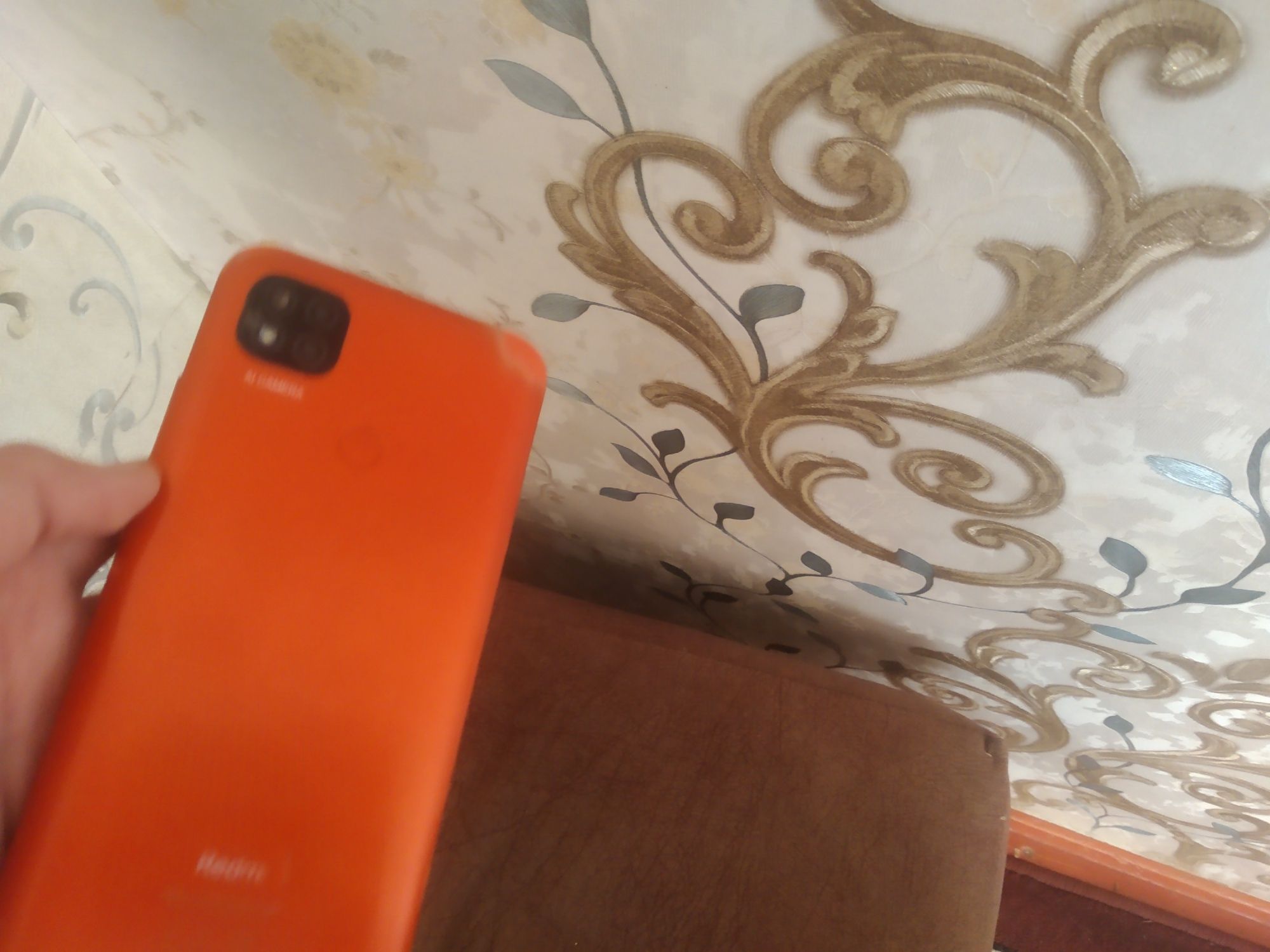 Redmi 9C battarikasi 5000mlpr yaxshi oʻyinlarni ham yaxshi ochadi 32gb