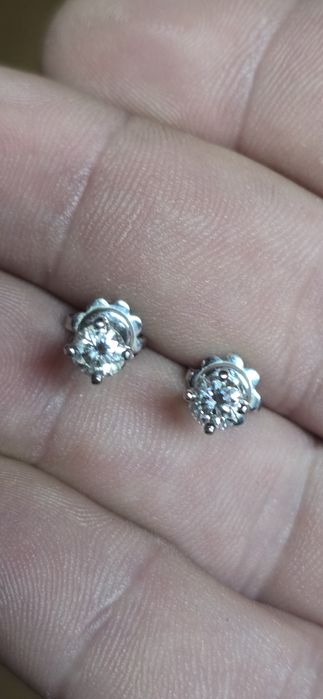 Cercei 18k diamante 0.70 ct