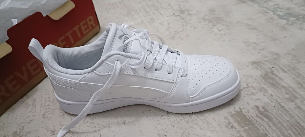 Adidasi Puma Rebound marimea 38,5