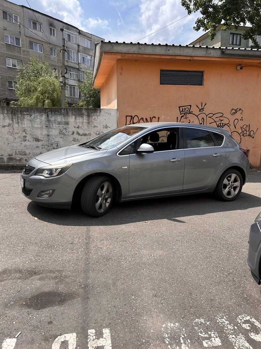 Opel Astra J 2010 Diesel