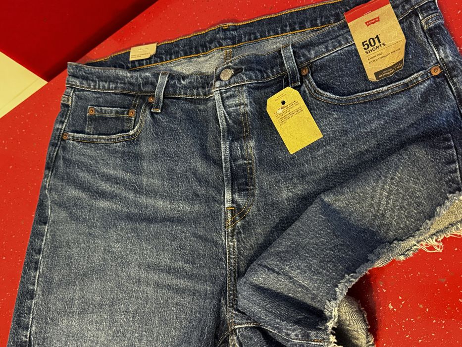Blugi dama Levis marime XXL/ 18 corespund 46/48 NOI