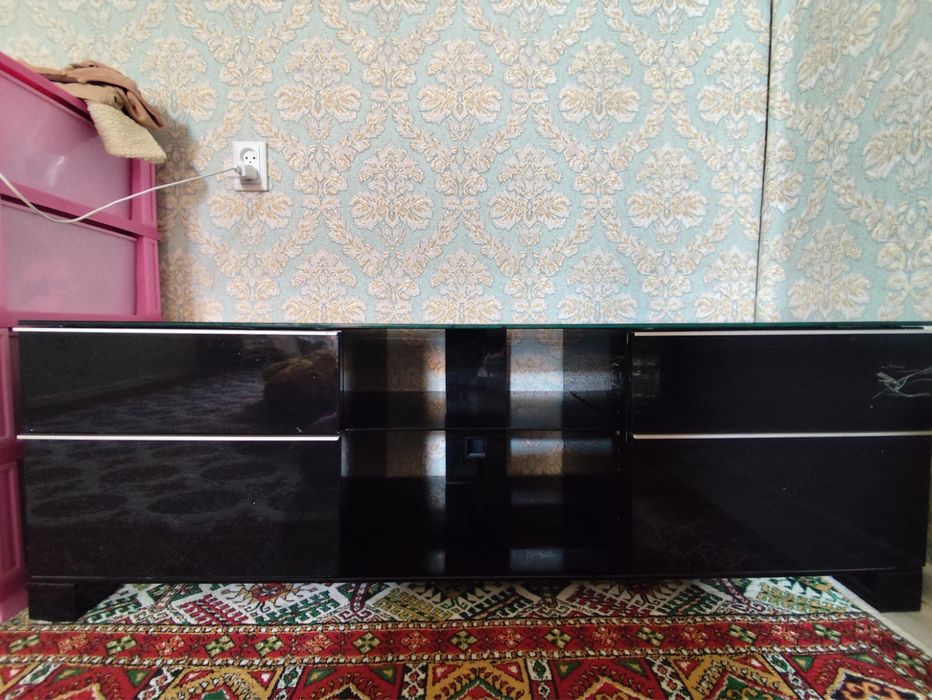 Тумба под телевизор