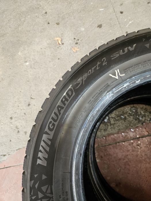 Гуми 235/65/17 2броя