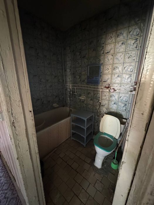 Срочно продается 2 х ком 2 этаж панельный дом