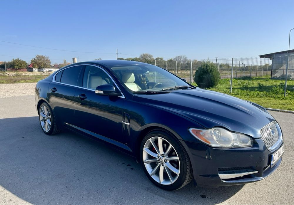 Jaguar XF 2.7 bi-turbo