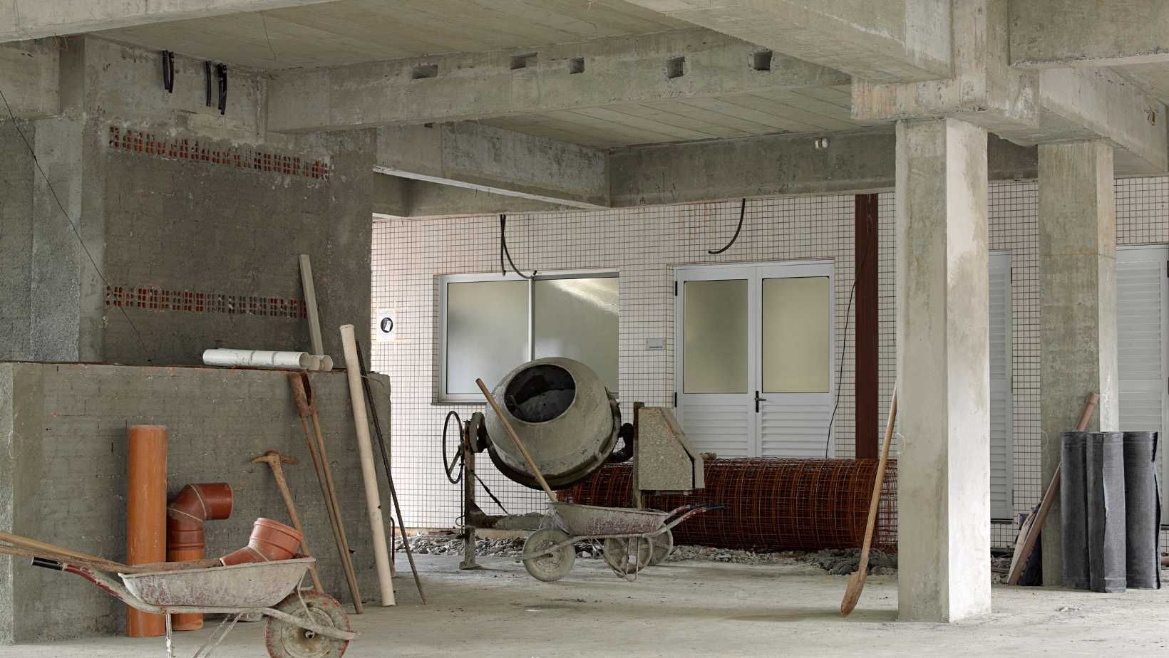 Firma constructii case la rosu/gri/cheie