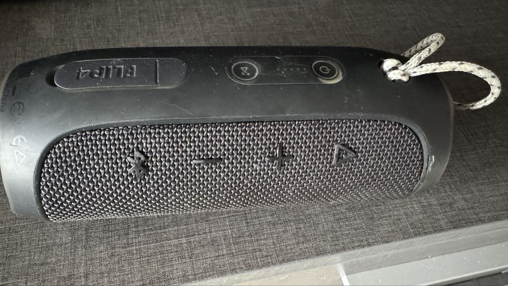 JBL Flip 4 bluetooth колонка
