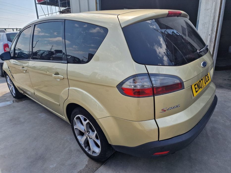 Dezmembram Ford S Max 7 locuri, an 2008, 1.8 TDCI, cutie manuala