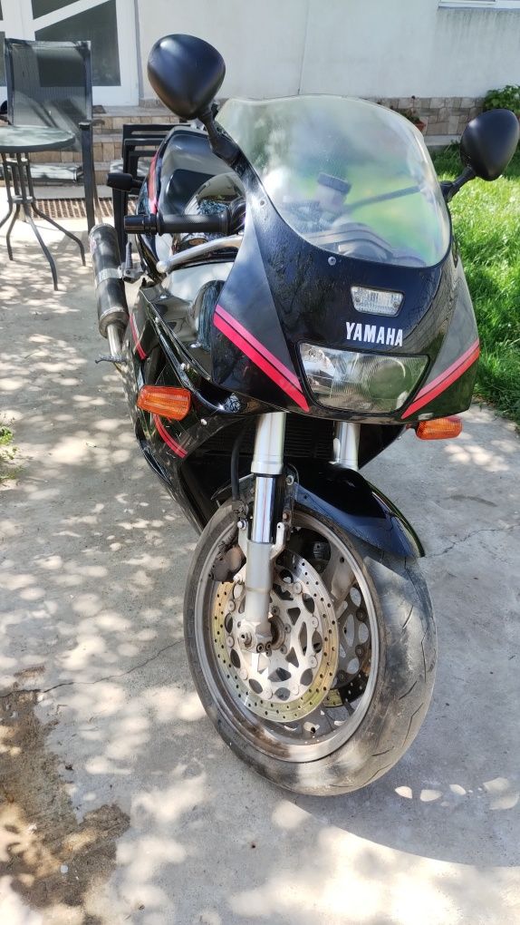 Motocicleta, motor de 1000 cm