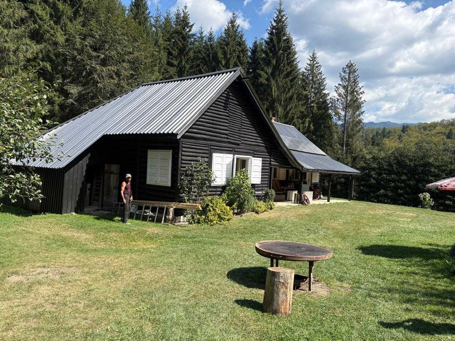 Inchiriez Cabana - Babarunca