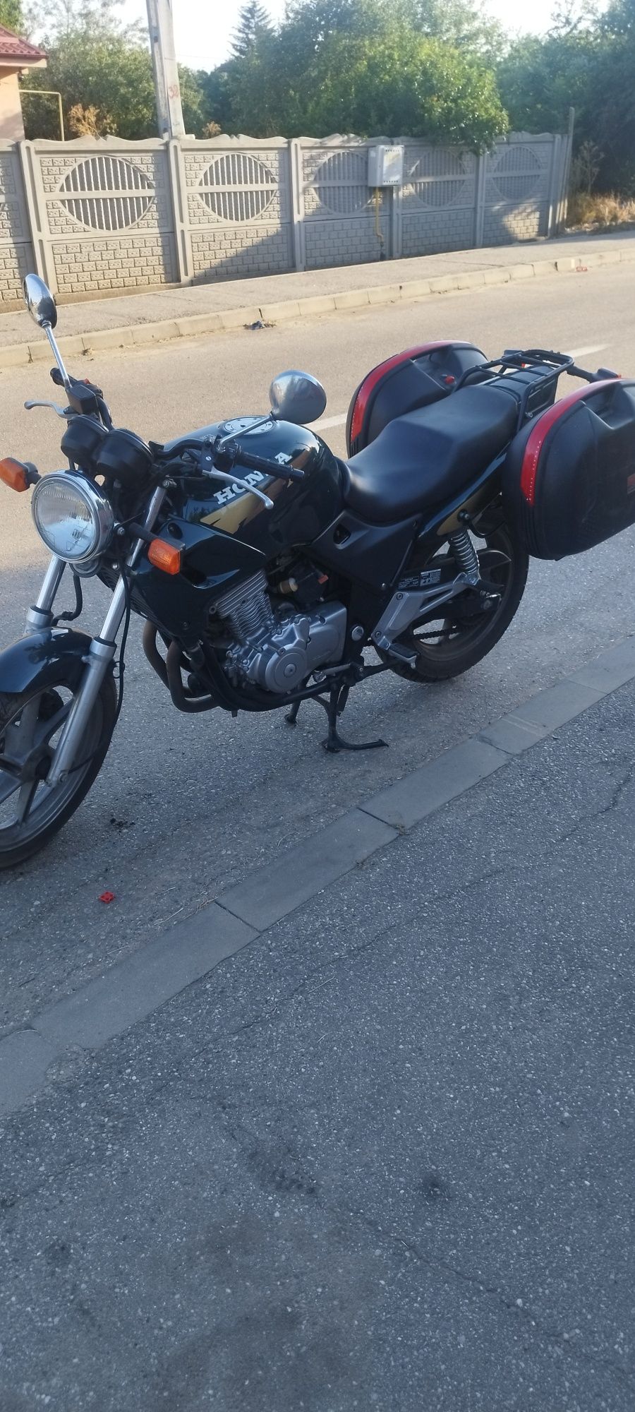 Motocicleta Honda CB 500