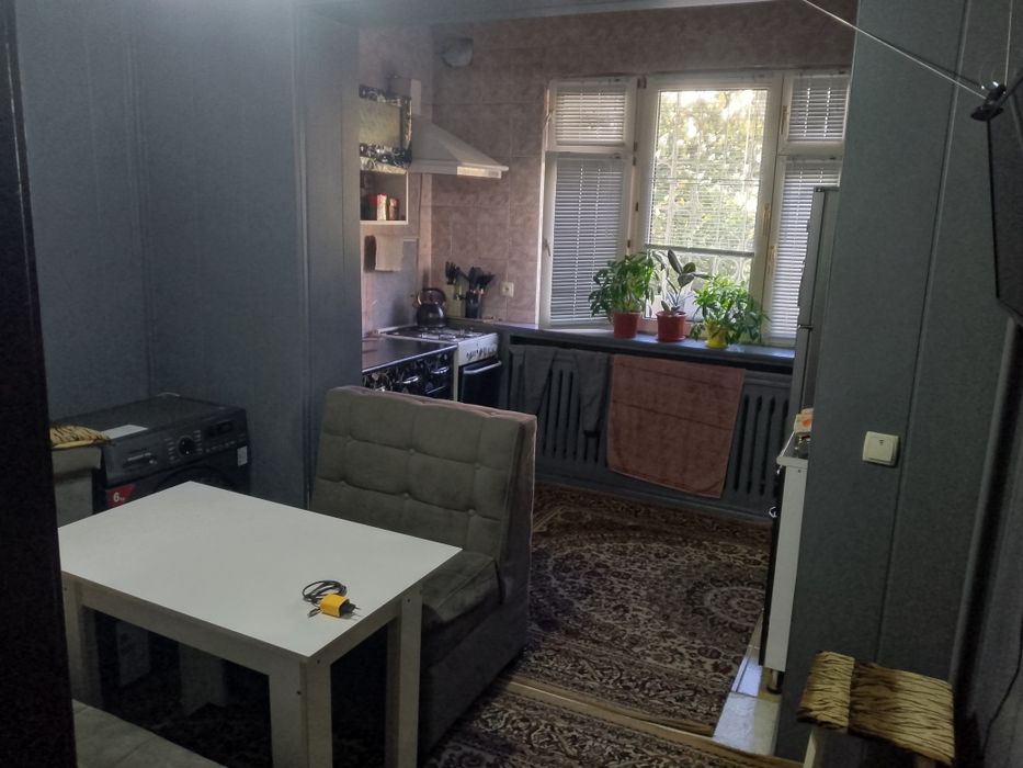Срочно продаётся Юнусабад 9 кв. 2/2/5