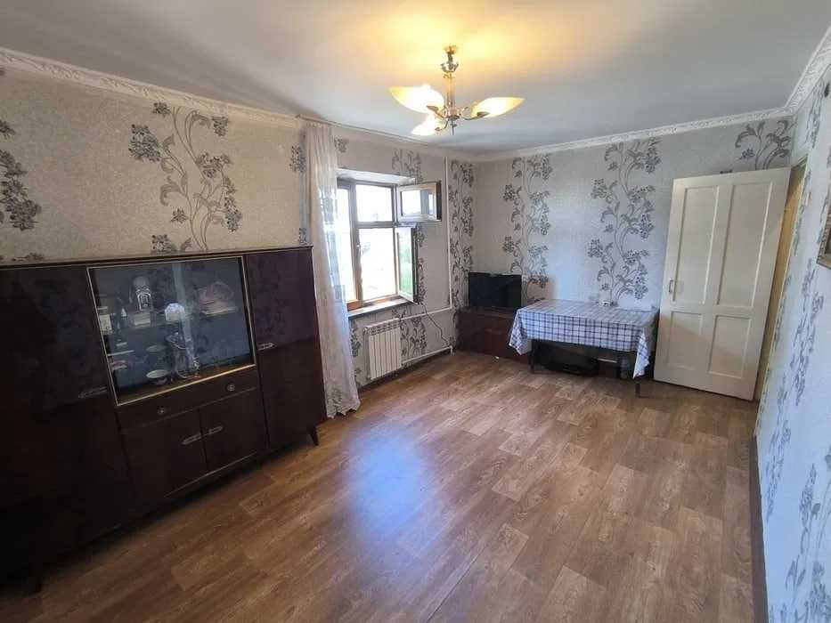 СРОЧНО !!! Продается квартира в Яшнабаде 1/2/4 ( 45 кв/м ) Дубовой