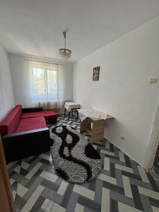 Apartament 2 camere Sucevei, Carrefour