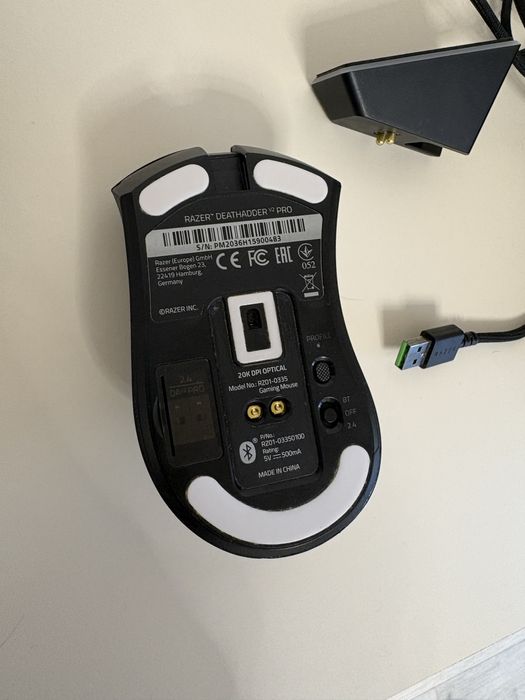 Mouse Razer Deathadder V2 Pro + statie incarcare