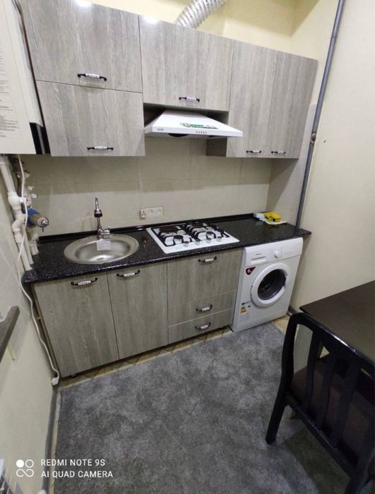 Гиштли 1 хонали квартира тезда сотилади.Барча жихозлари билан бирга