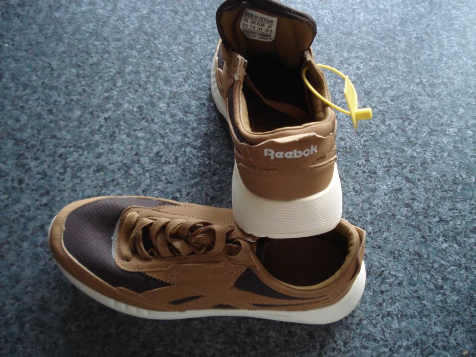 Кроссовки размер 41