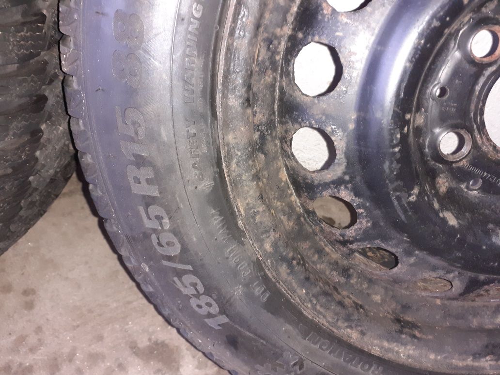 Гуми и джанти 185/65R15