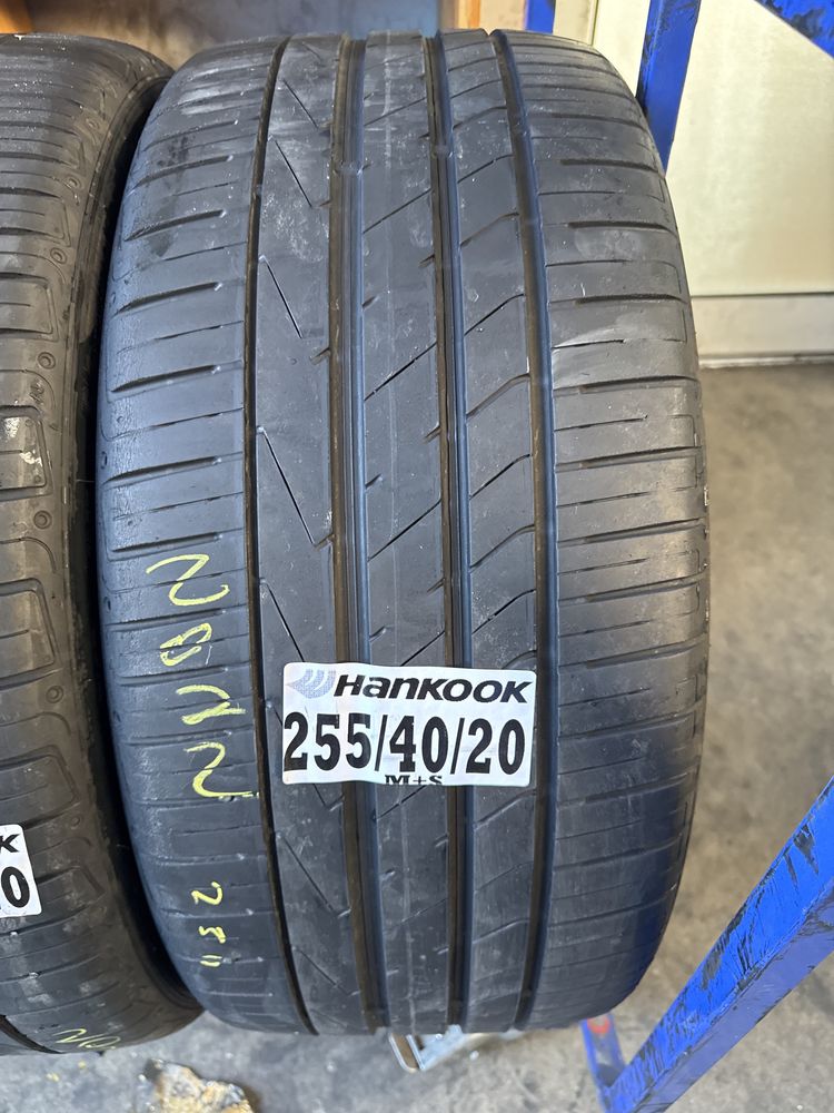 255/40/20 Hankook