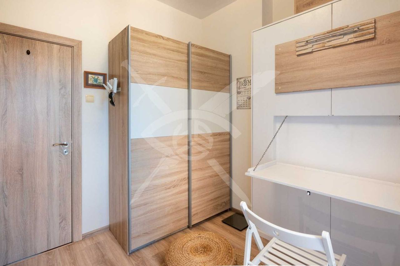 Дава се под наем Двустаен апартамент в София, Център - 55 кв.м за 700 € - Снимка #12