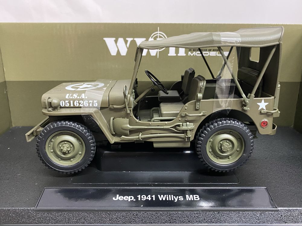 WELLY JEEP WILLYS MB 1941 hard top machetă auto scara 1:18 (18cm) Army