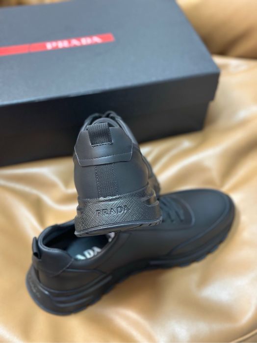 Adidasi Prada , calitate premium , pe comanda , noi , 43