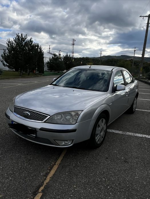 Vând sau schimb Ford mondeo 2.0tdci