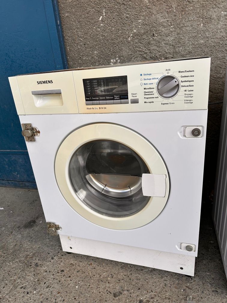 Mașina de spălat rufe cu uscare Siemens incorporabila
