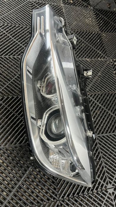 Far stanga bi xenon f30 f31 de europa