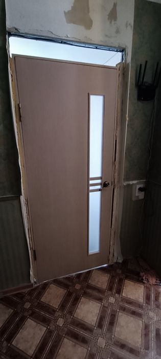 Межкомнатный дверь