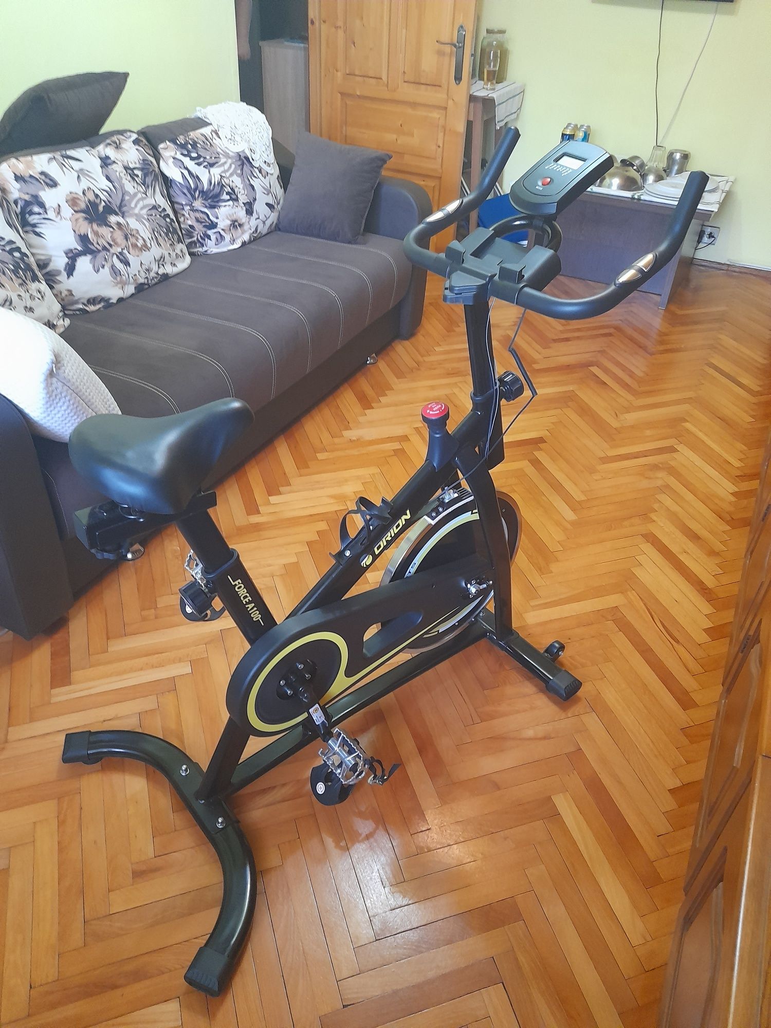 Vând bicicleta Indoor Cycling Orion Force A110