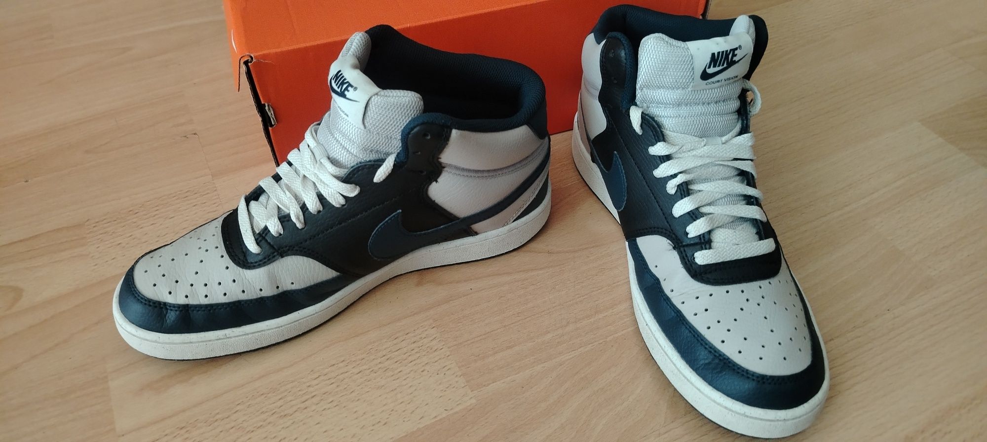 Маратонки Nike 43 номер