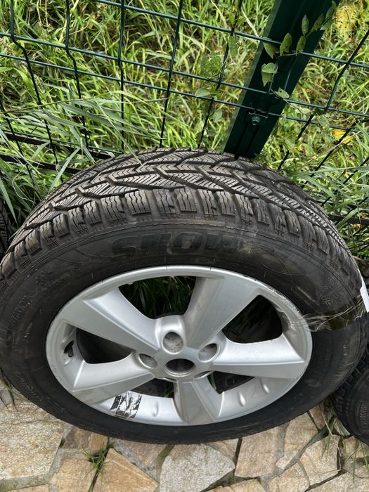 Roti iarna 215/60/17 anvelope dot 2023 Nissan
