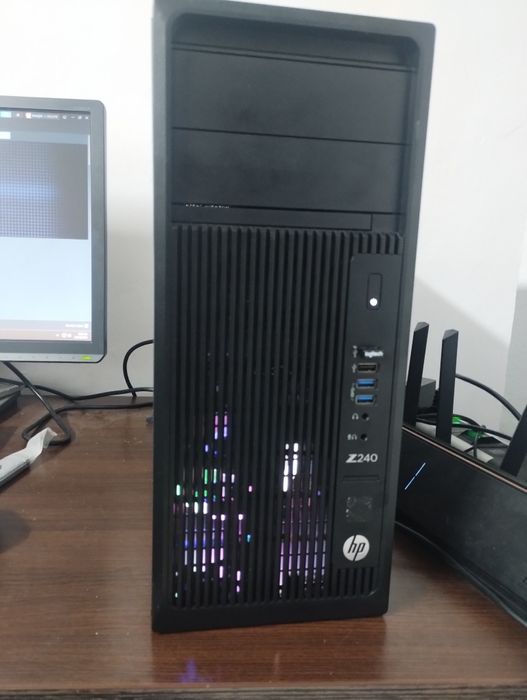 PC light gaming xeon e3 1270v6(i7 7700)/16gb/512 ssd/rx 580 nitro 4gb