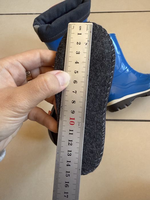 Резиновые сапожки детские 24 размер