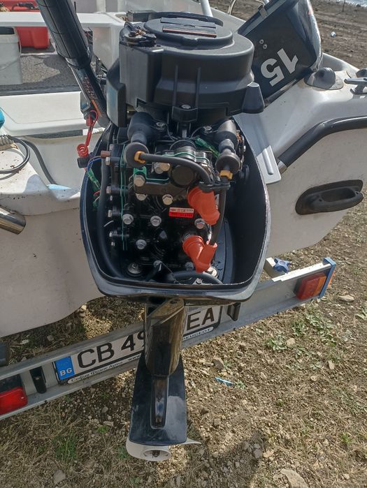 Лодка Мегакрафт комплект с двигател.