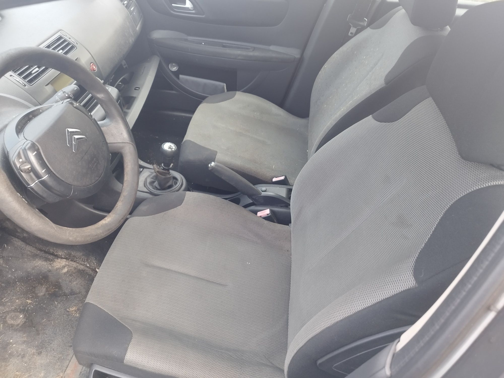 Citroen C4 на части 1.4i (2005г.)