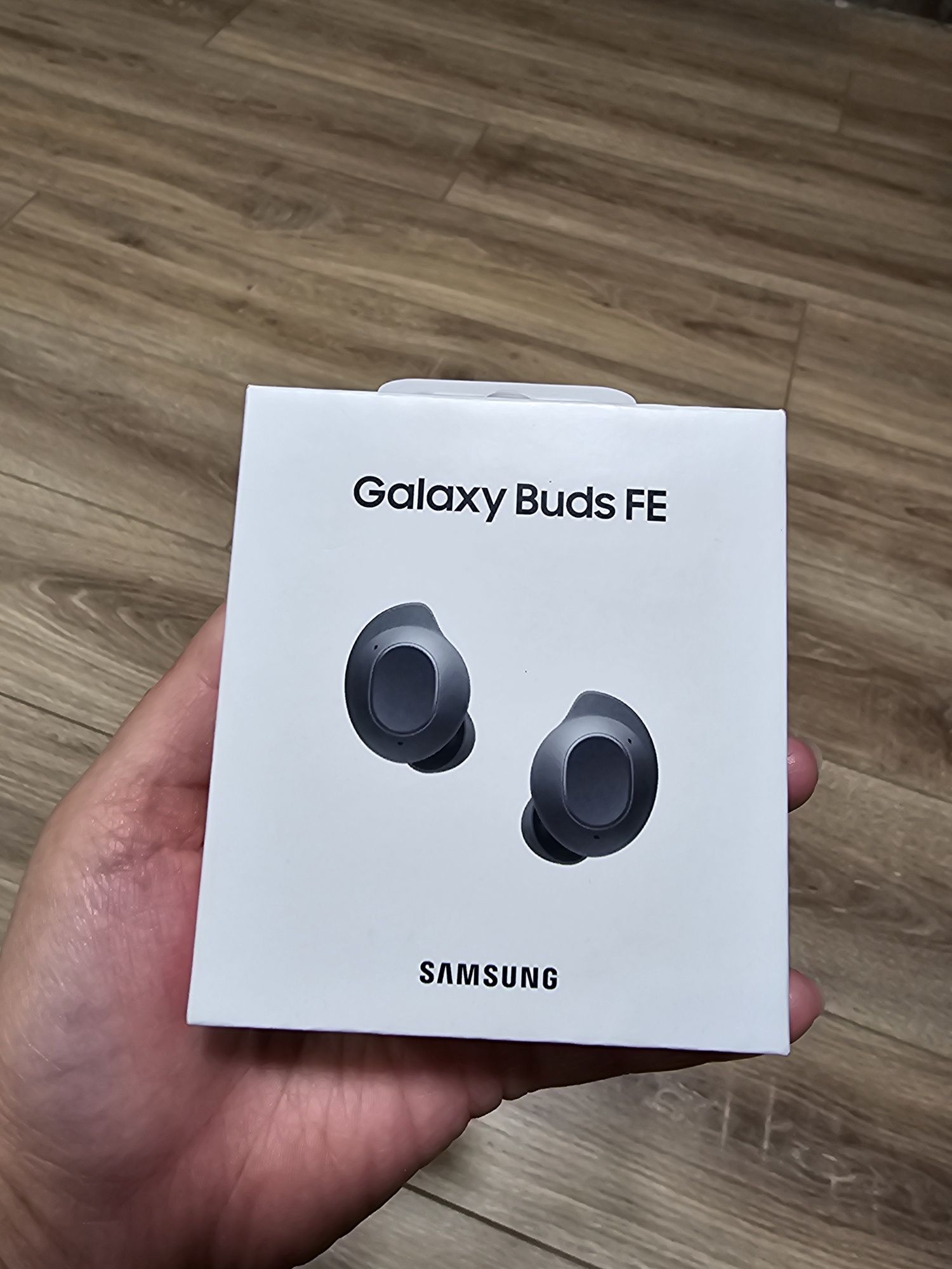 Беспроводные наушники Galaxy buds FE