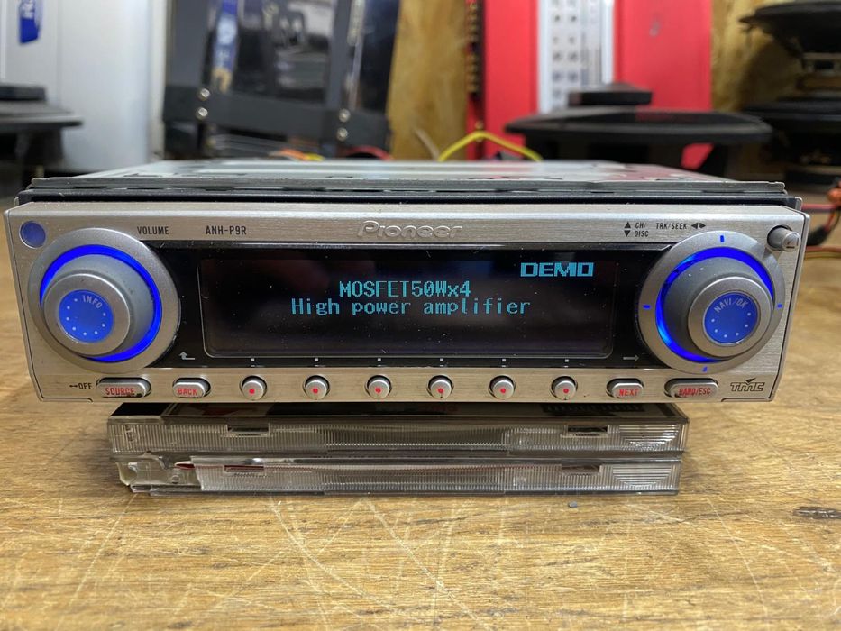 Cd player auto Pioneer ANH P 9R fata aluminiu