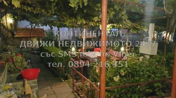Двуетажна тухлена къща 110м2 с двор 500м2 отл. състояние - код 61875