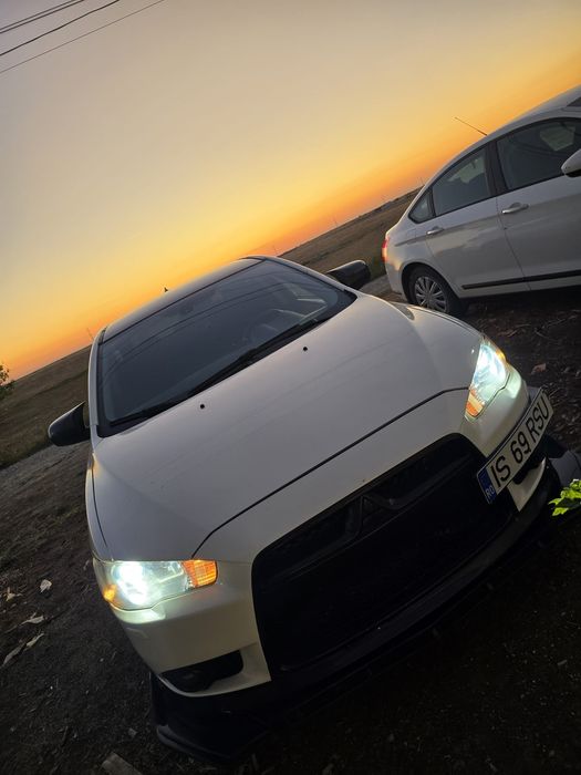 Mitsubishi lancer