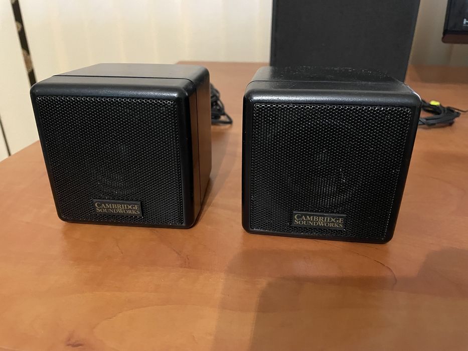 Сателитни тонколонки creative Cambridge soundworks