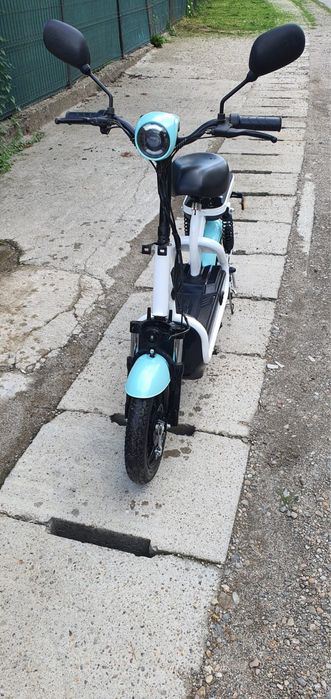 Van moped in starea ca nou