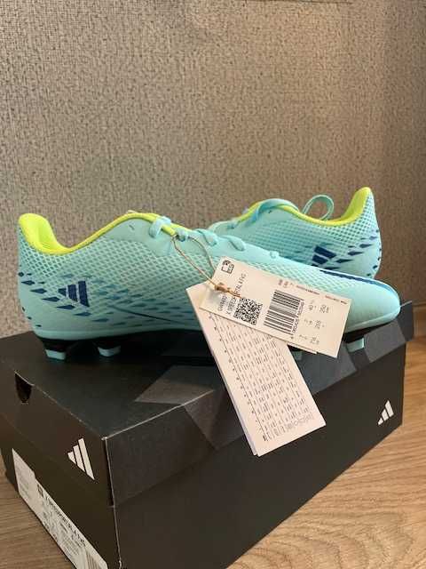 Чисто нови 42 номер Футболни бутонки Adidas