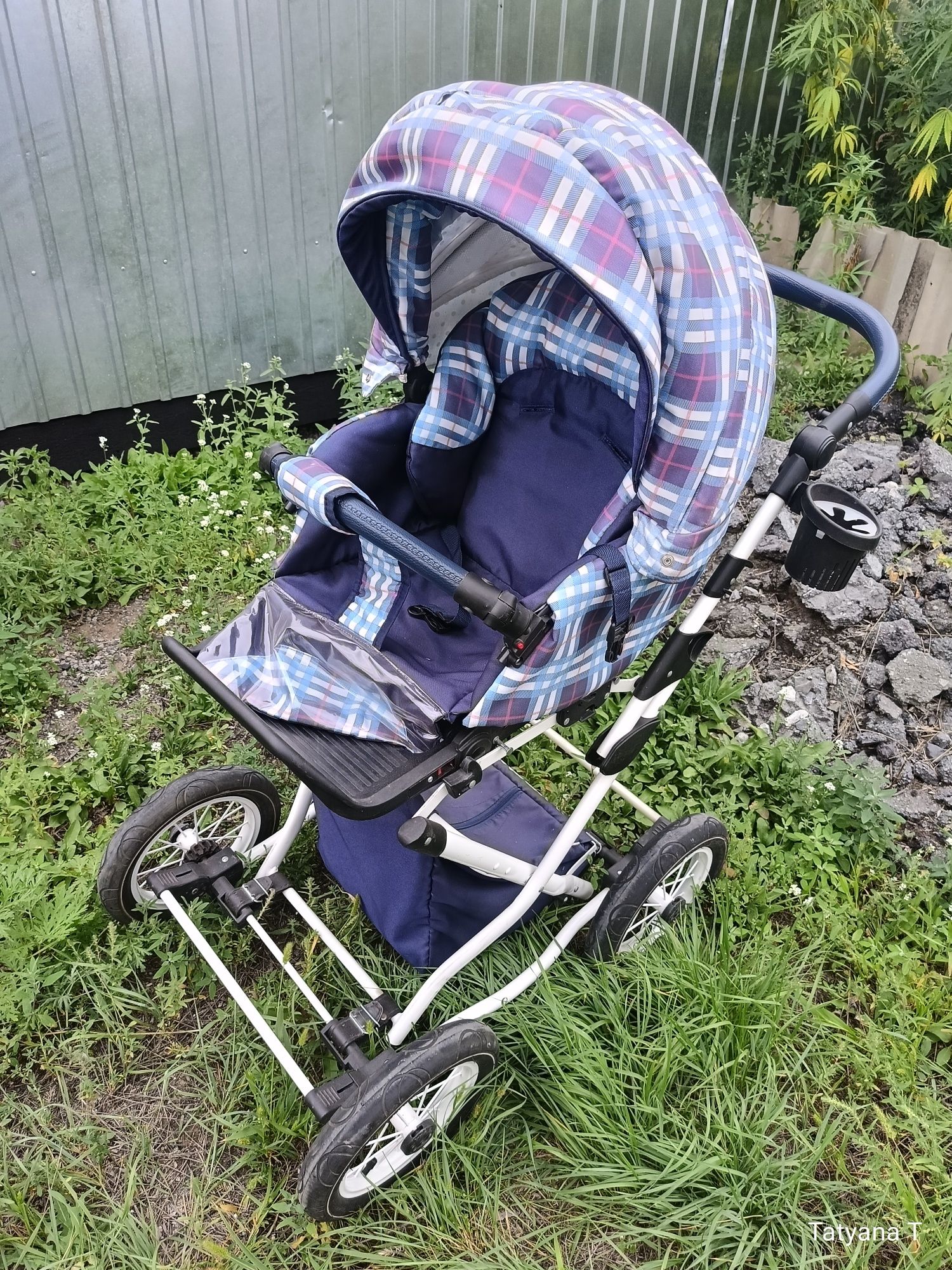 Продам детскую коляску