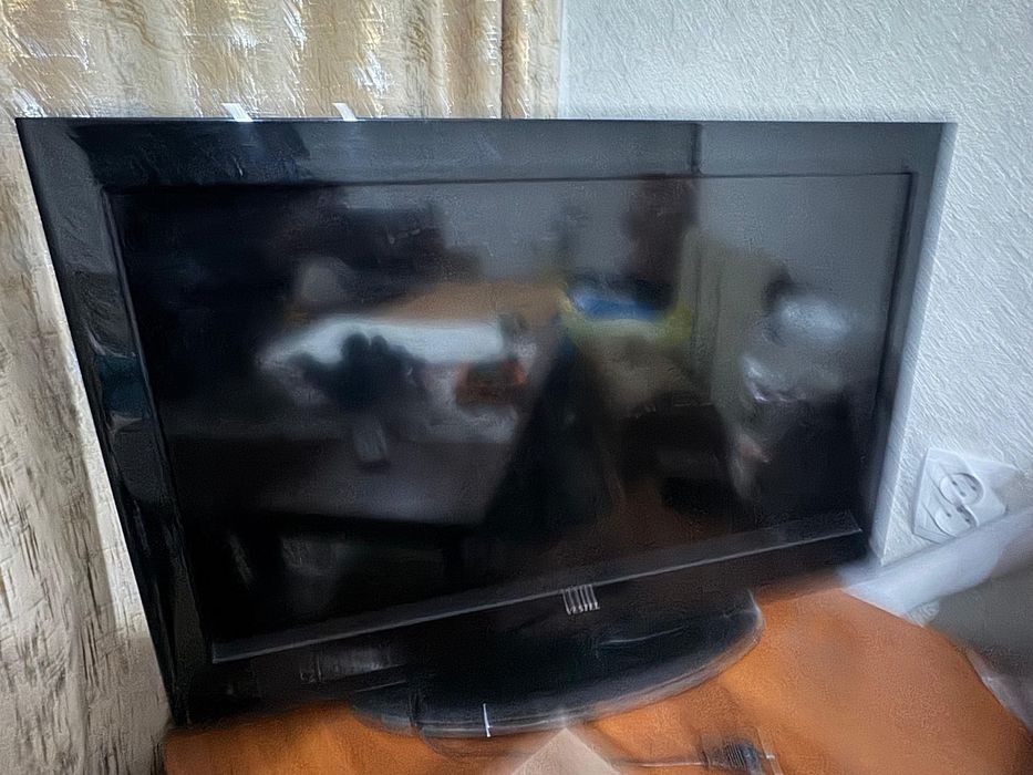 Продам телевизор