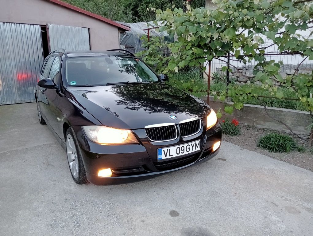 Vând BMW 320D  e91 2008.