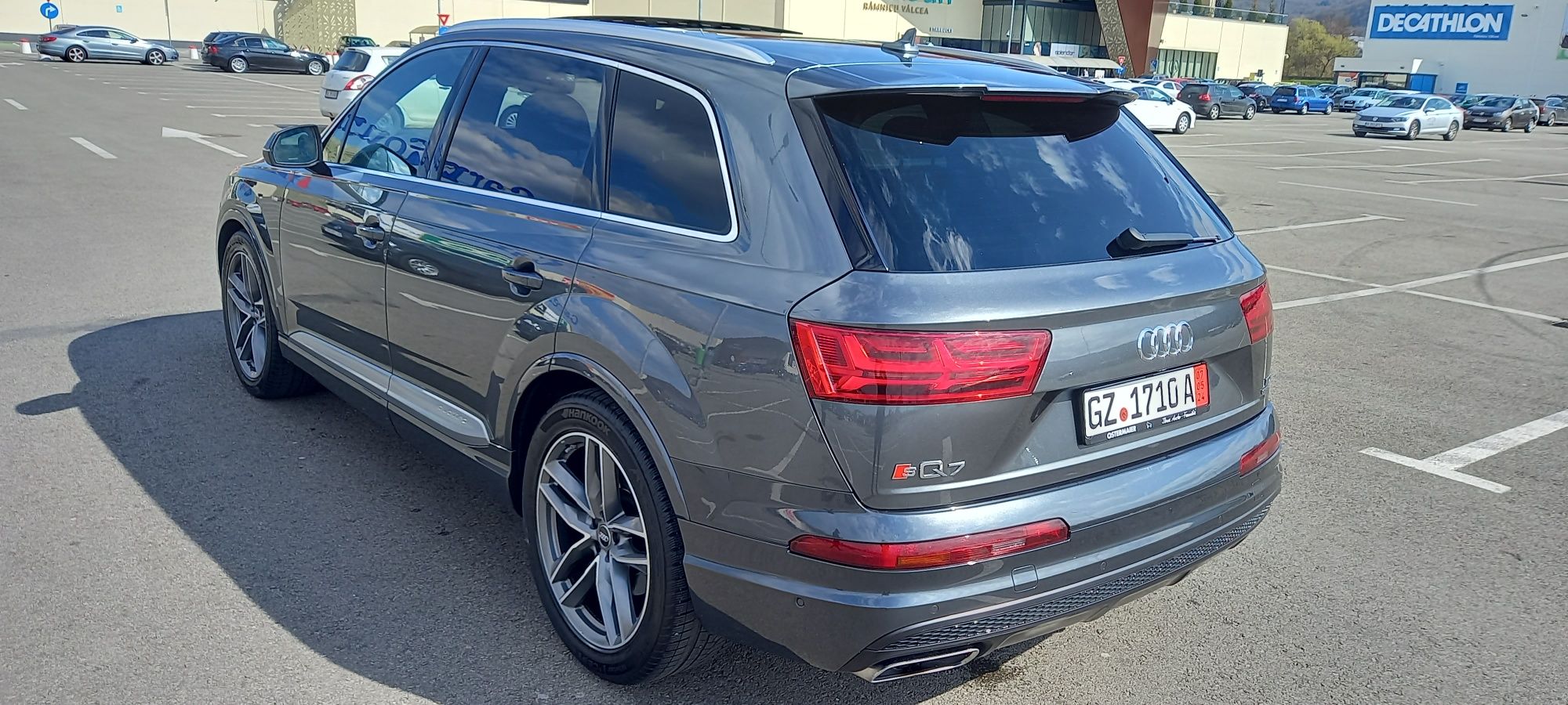 Audi Q7 3.0Diesel Quattro 7locuri S-line adus recent