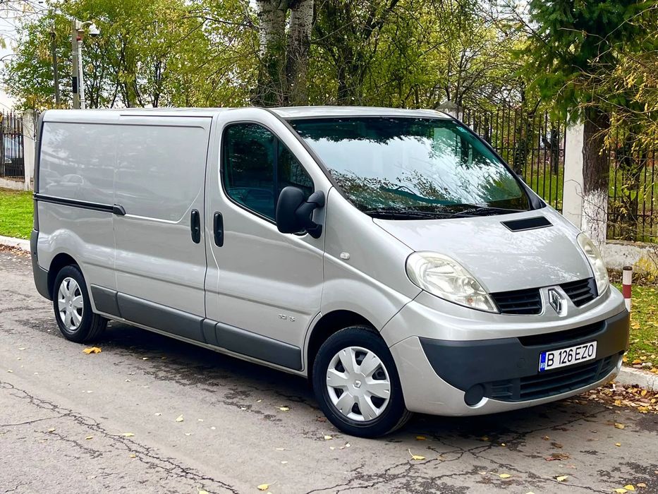 Renault TRAFIC Renault trafic 2.0 115 cp MODELUL LUNG L2 H1